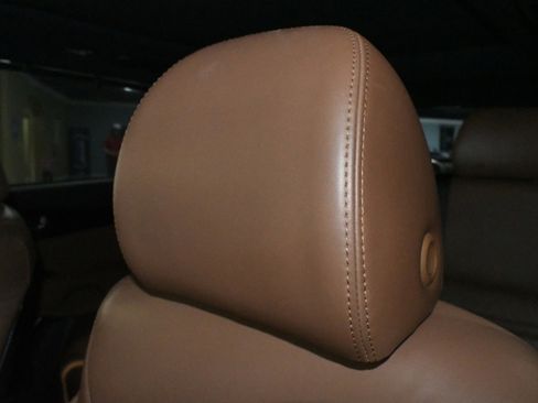 Used 2019 Kia Sorento SX image 9