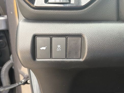 Certified 2025 Honda Pilot Touring image 13