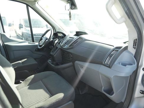 Used 2019 Ford Transit 350 XLT image 9