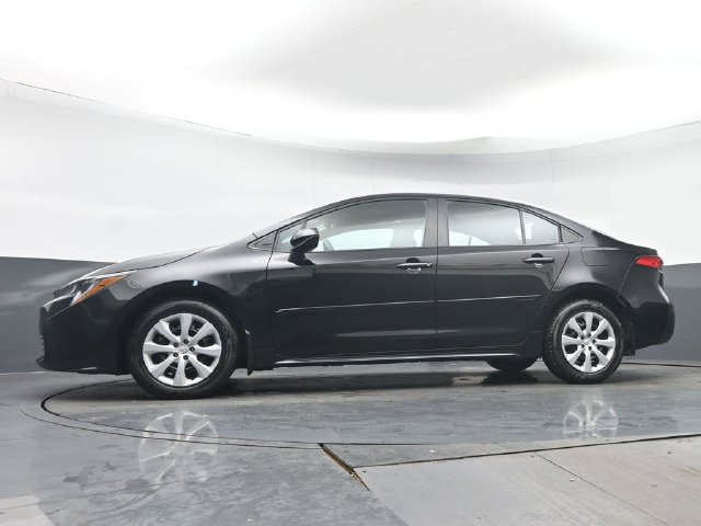 Certified 2024 Toyota Corolla LE FWD image 27