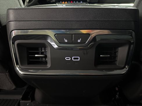 New 2025 Chevrolet Silverado 1500 LTZ w/ LTZ Premium Package image 36