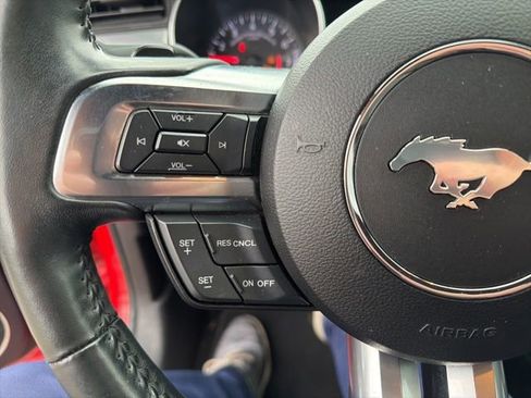 Used 2018 Ford Mustang Premium RWD image 14