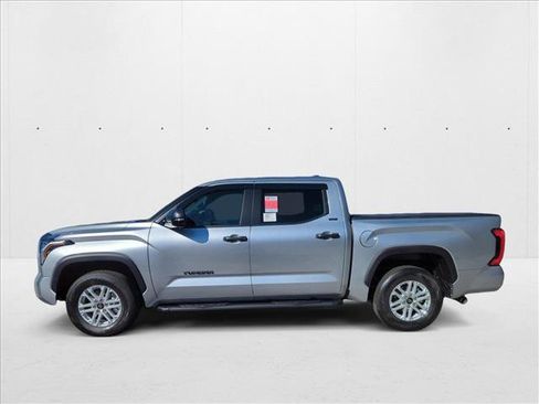 New 2025 Toyota Tundra SR5 image 5