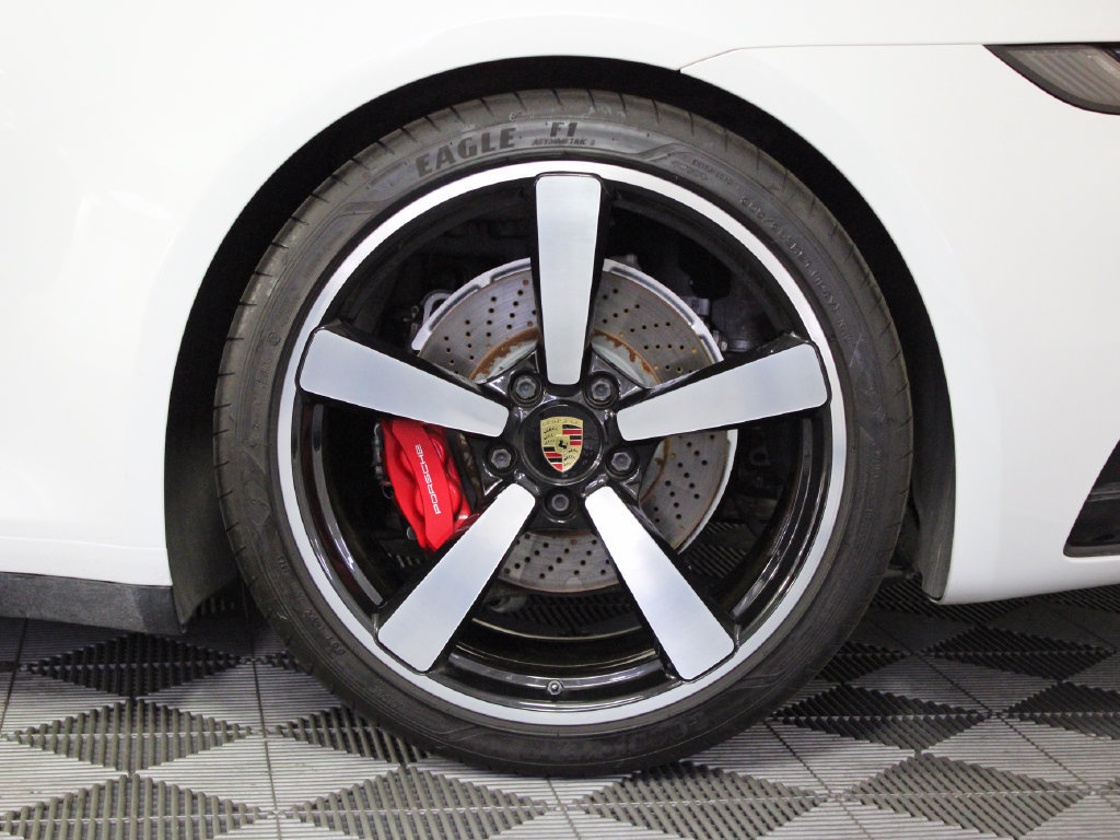 Certified 2021 Porsche 911 Targa 4S w/ Premium Package AWD/4WD image 21