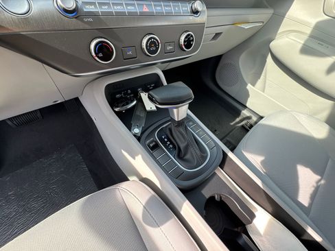 Certified 2026 Hyundai Kona SE FWD image 30