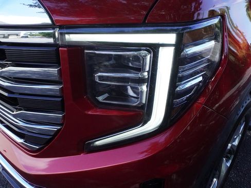 Used 2024 GMC Sierra 1500 SLT w/ SLT Premium Plus Package AWD/4WD image 35
