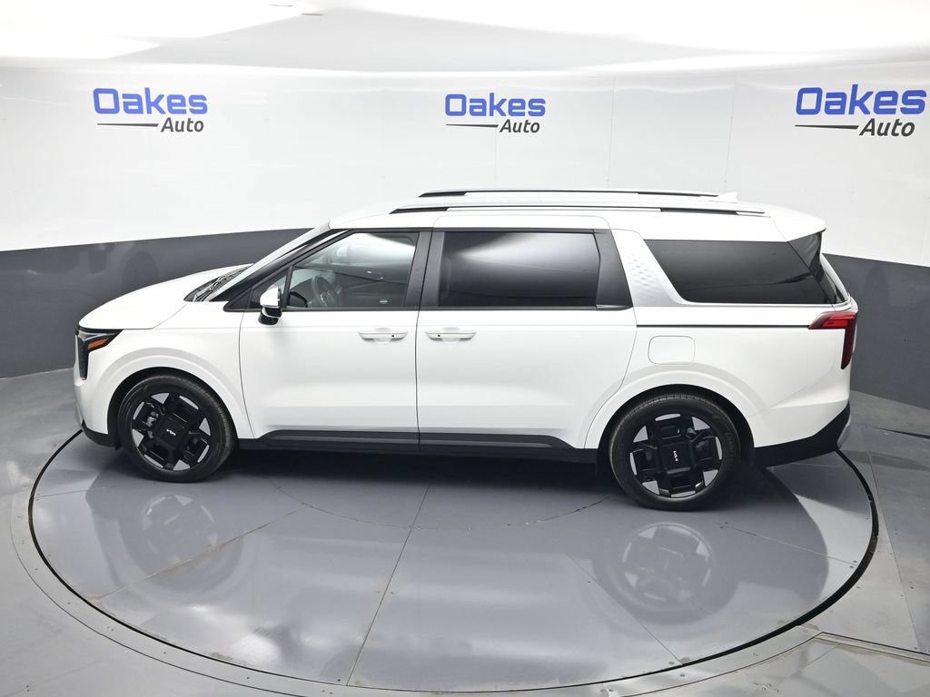 Certified 2026 Kia Carnival EX FWD image 49