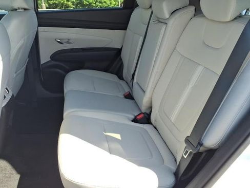 Used 2025 Hyundai Tucson SEL FWD image 17