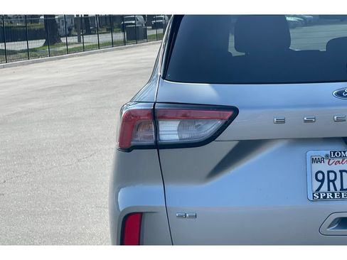 Used 2022 Ford Escape SE AWD/4WD image 44