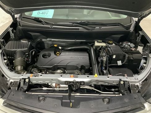 Used 2024 Chevrolet Equinox LT w/ LPO, Floor Liner Package image 9