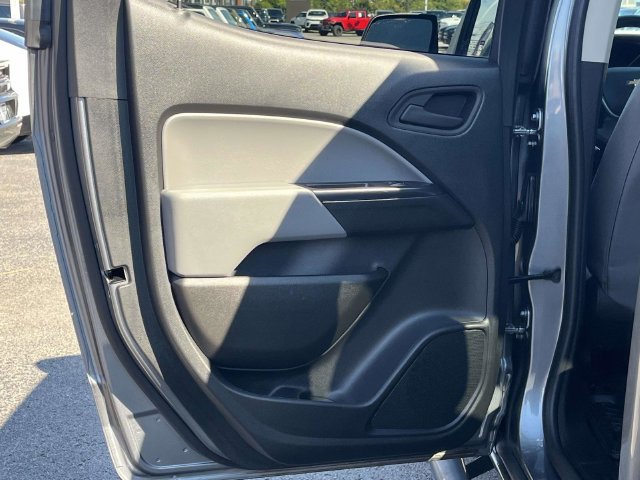 Used 2022 Chevrolet Colorado W/T w/ WT Convenience Package RWD image 16