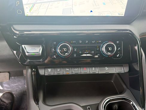 Used 2025 GMC Sierra 2500 AT4 w/ AT4 Premium Plus Package image 35