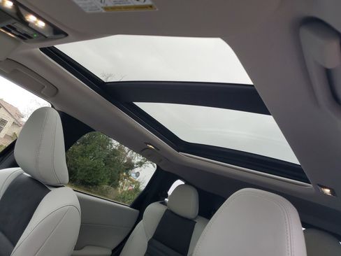 New 2026 Mitsubishi Outlander SE image 10