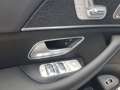 New 2026 Mercedes-Benz GLS 450 4MATIC image 22