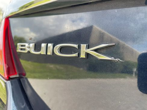 Used 2016 Buick Regal FWD image 10