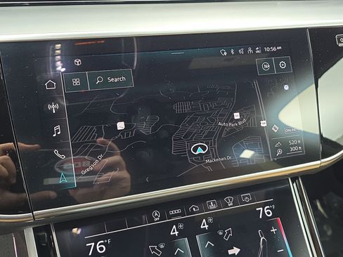 Used 2021 Audi A8 L 4.0T image 21