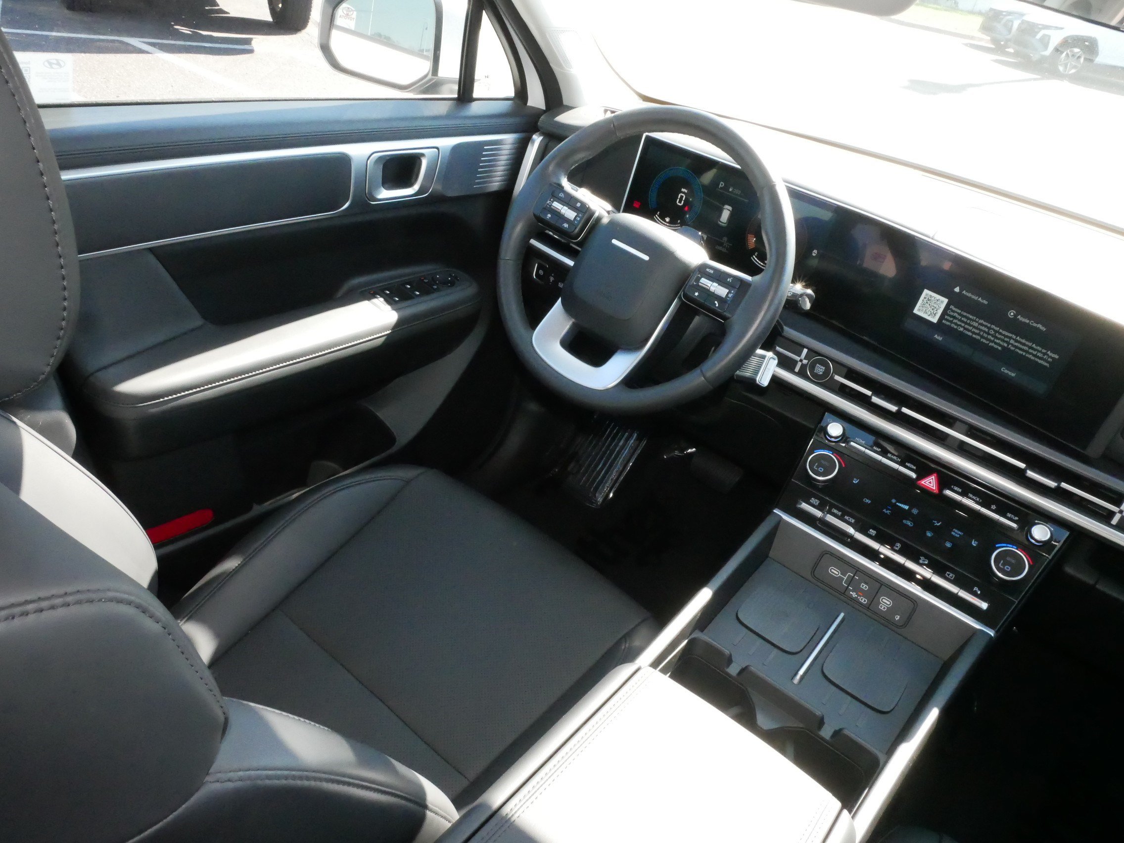 Used 2025 Hyundai Santa Fe SEL AWD/4WD image 9
