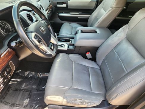 Used 2016 Toyota Tundra Limited w/ Limited Premium Package image 3