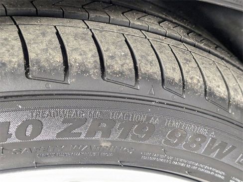 Used 2014 Chevrolet SS image 9