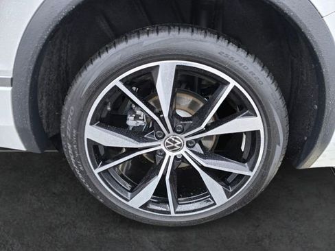 Used 2024 Volkswagen Tiguan SEL R-Line AWD/4WD image 13