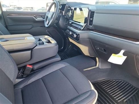 New 2026 GMC Sierra 1500 Elevation image 18