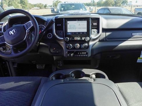 New 2025 RAM 2500 Big Horn image 28