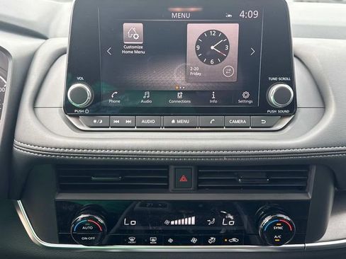 New 2026 Nissan Rogue SV FWD image 26