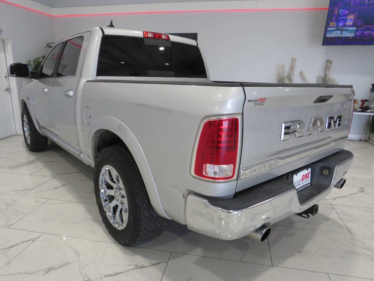 Used 2016 RAM 1500 Limited AWD/4WD image 5