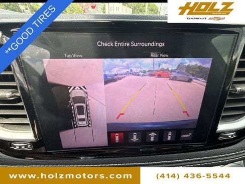 Used 2024 Chrysler Pacifica Touring-L w/ S Appearance Package FWD image 15