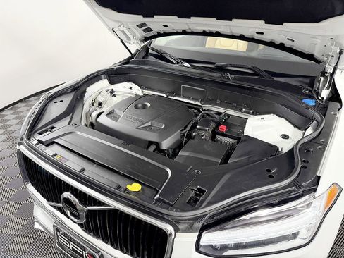 Used 2016 Volvo XC90 T6 Momentum w/ Momentum Plus Package image 17