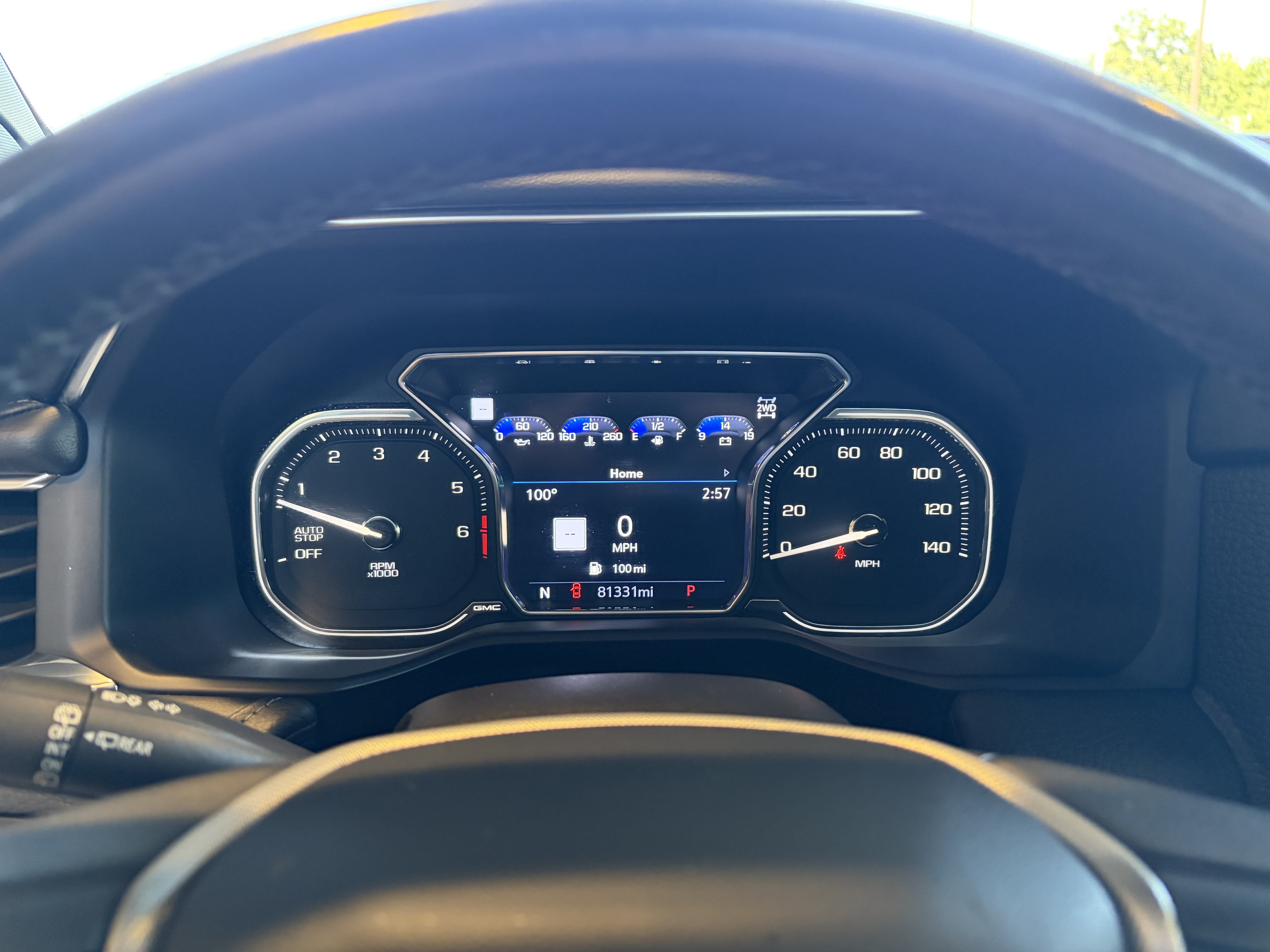 Used 2021 GMC Yukon Denali w/ Denali Premium Package AWD/4WD image 18