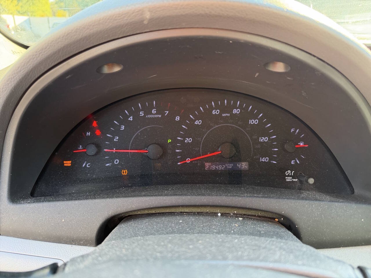 Used 2011 Toyota Camry LE FWD image 38