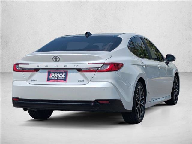 Used 2025 Toyota Camry XLE w/ Premium Plus Package FWD image 5