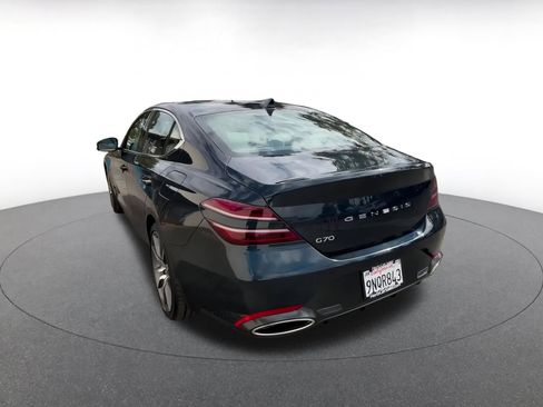 Used 2025 Genesis G70 2.5T image 11