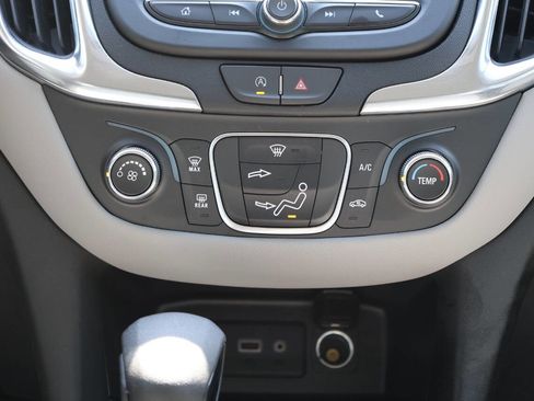 Used 2024 Chevrolet Equinox LS w/ LS Convenience Package AWD/4WD image 21