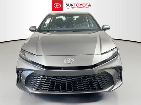 New 2026 Toyota Camry SE image 10