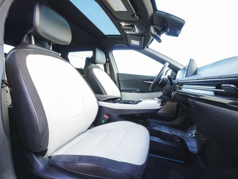 Used 2023 Kia EV6 GT-Line w/ GT-Line White Seat Package image 41