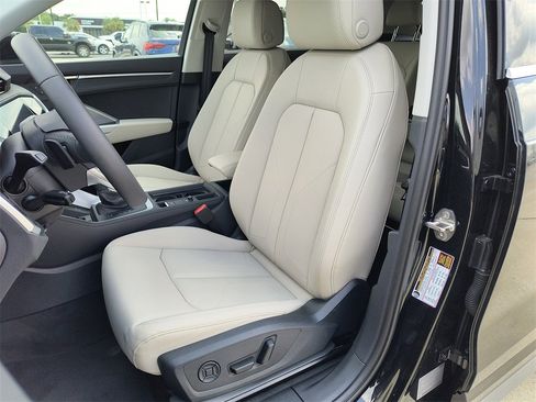 New 2025 Audi Q3 2.0T Premium Plus image 7