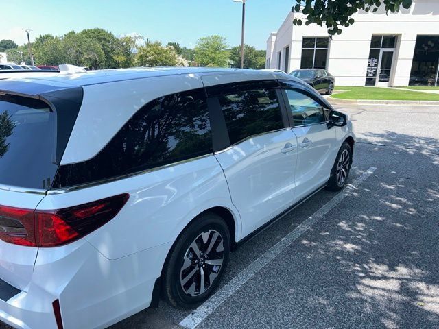 Used 2025 Honda Odyssey EX-L image 4