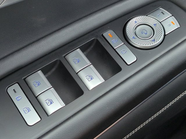 Used 2025 Genesis GV80 3.5T Prestige AWD/4WD image 25