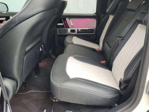 Used 2024 Mercedes-Benz G 63 AMG 4MATIC image 43