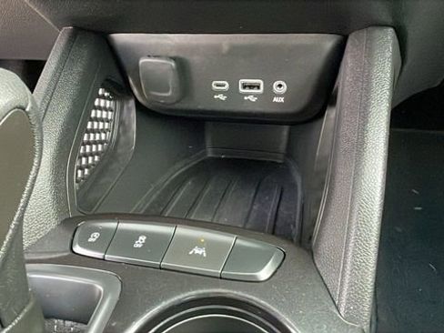 Used 2023 Chevrolet TrailBlazer LT image 17