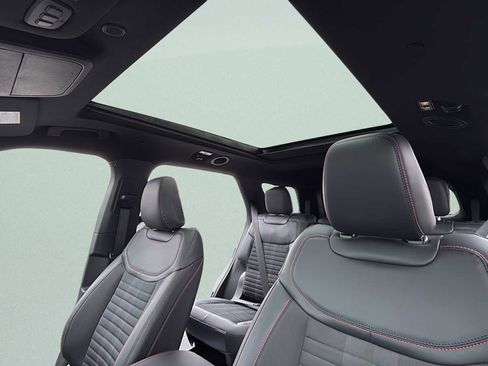 New 2026 Ford Explorer ST-Line w/ ST-Line Street Pack image 38