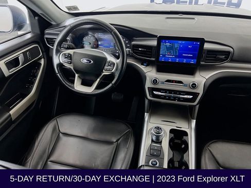 Used 2023 Ford Explorer XLT w/ Equipment Group 202A image 28
