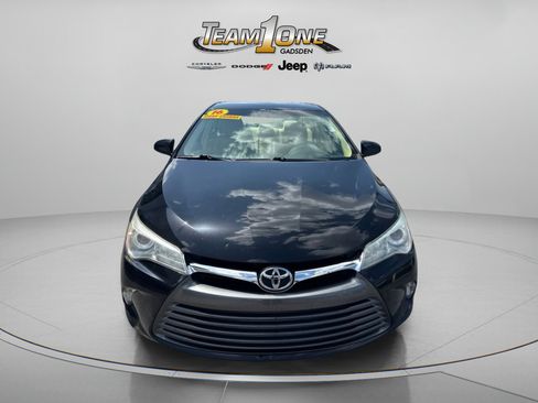 Used 2016 Toyota Camry LE FWD image 2