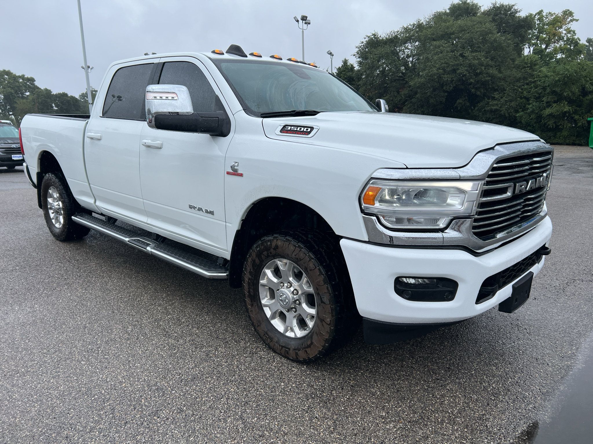 Used 2024 RAM 3500 Laramie AWD/4WD image 1