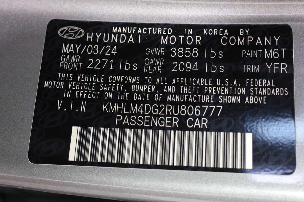 Certified 2024 Hyundai Elantra SEL FWD image 28