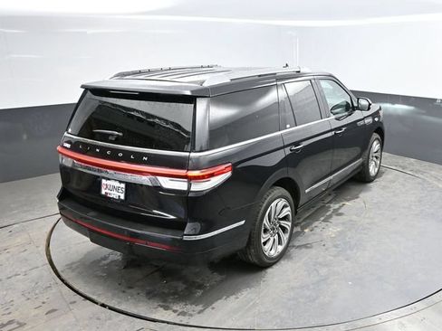 Used 2024 Lincoln Navigator Reserve AWD/4WD image 41