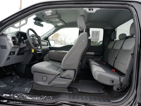 Used 2022 Ford F150 XLT w/ Trailer Tow Package image 20