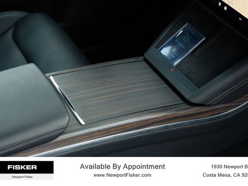 Used 2024 Tesla Model X image 35